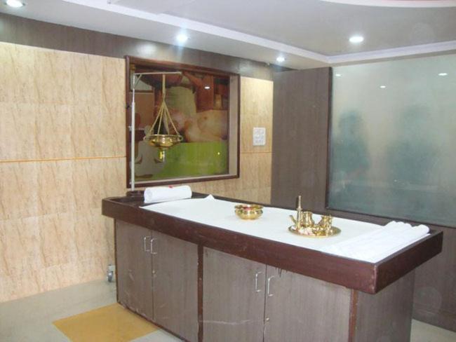 Aum Health Resort Vadodara Eksteriør billede
